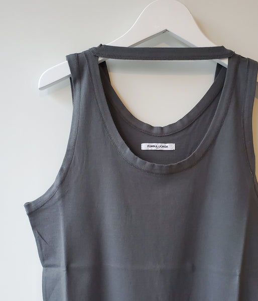 FUMIKA_UCHIDA/DOUBLE NECK NO-SLEEVE TANKTOP(CHARCOAL)