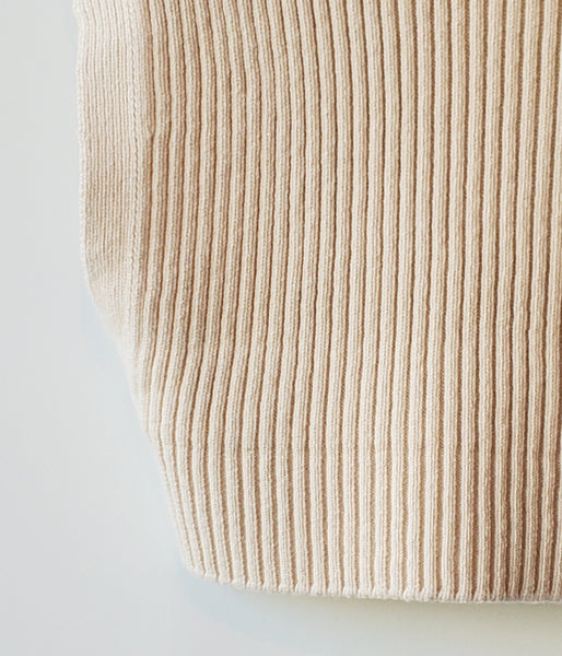 FUMIKA_UCHIDA/RIB KNIT PATCHED SLEEVELESS CROPPED SWEATER(OYSTER)