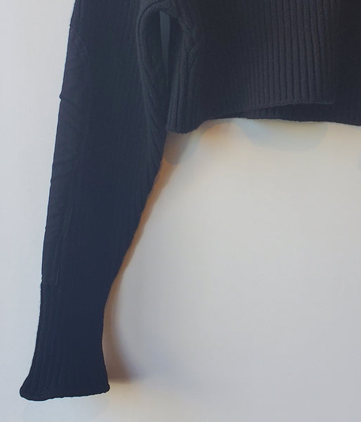 FUMIKA_UCHIDA/RIB KNIT PATCHED CROPPED SWEATER(BLACK)