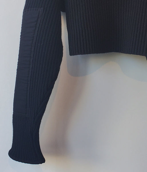 FUMIKA_UCHIDA/RIB KNIT PATCHED CROPPED SWEATER(BLACK)