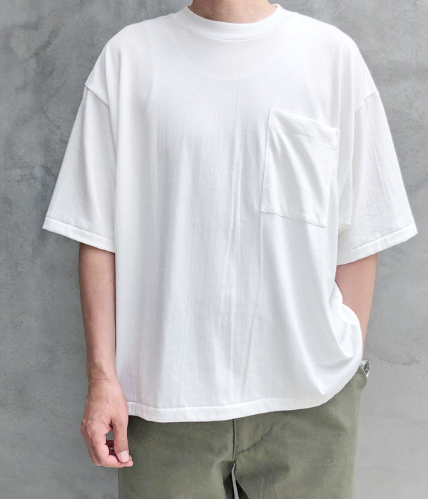 INTERIM/HYPER BIG AME-KAJI POCKET TEE (WHITE)