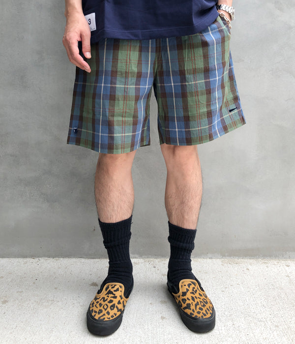 DESCENDANT/SHORE MADRAS SHORTS (GREEN)