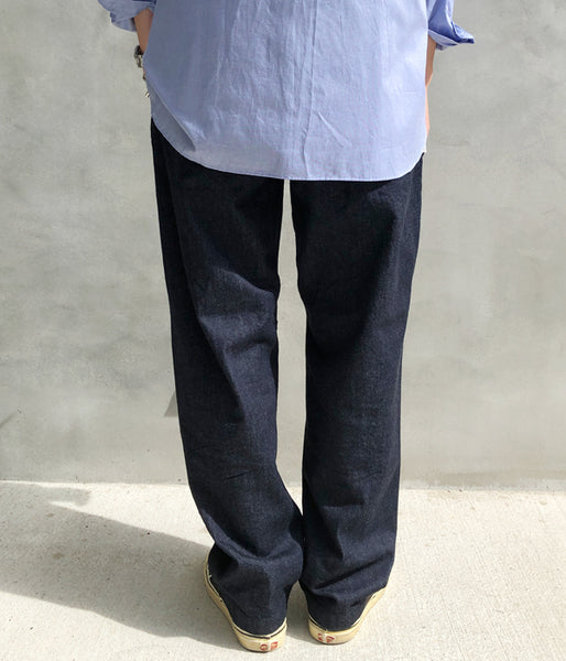 Goldwin Lifestyle/ONE-TUCK DENIM PANTS (INDIGO)