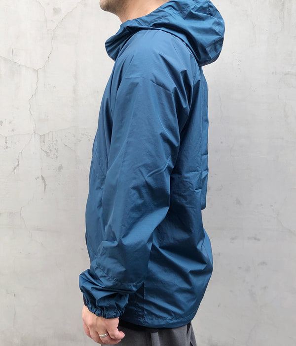 ジャケット・アウター GOLDWIN Rip-stop Light Jacket GM14112 Goldwin/RIP-STOP LIGHT JACKET (NAVY BLUE)