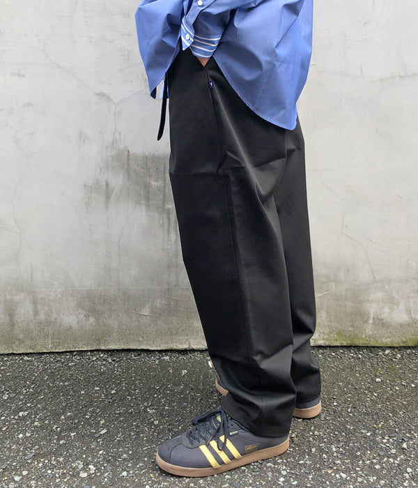 DESCENDANT/DC-6 ORGANIC COTTON TWILL TROUSERS (BLACK)