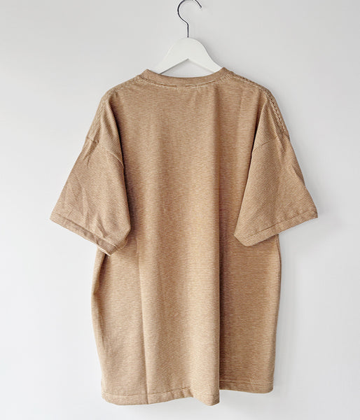 INTERIM/COTTON HEMP BORDER POCKET TEE (BROWN)