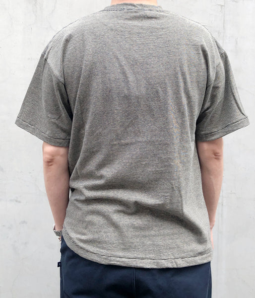 INTERIM/COTTON HEMP BORDER POCKET TEE (BLACK)