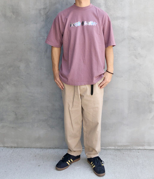 LQQK Studio/STACKED LOGO IRIDESCENT TEE (MAUVE)