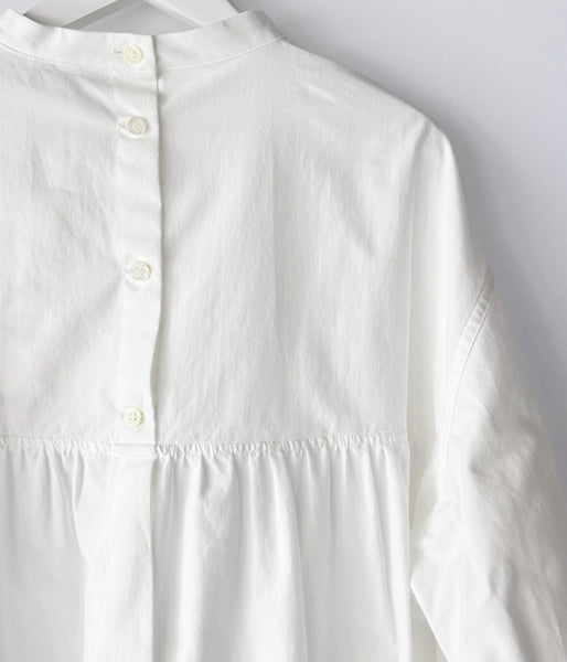 holk/BACK BUTTON BLOUSE (WHITE)