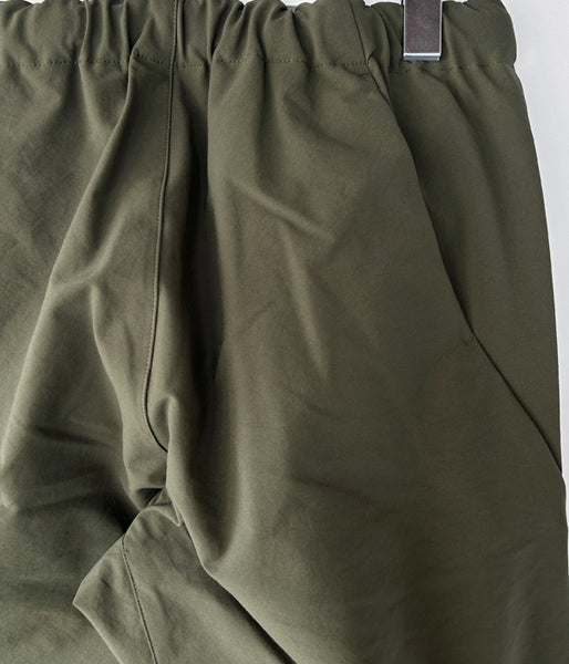 Goldwin/SLIM TAPERED STRETCH PANTS (OLIVE GREEN)