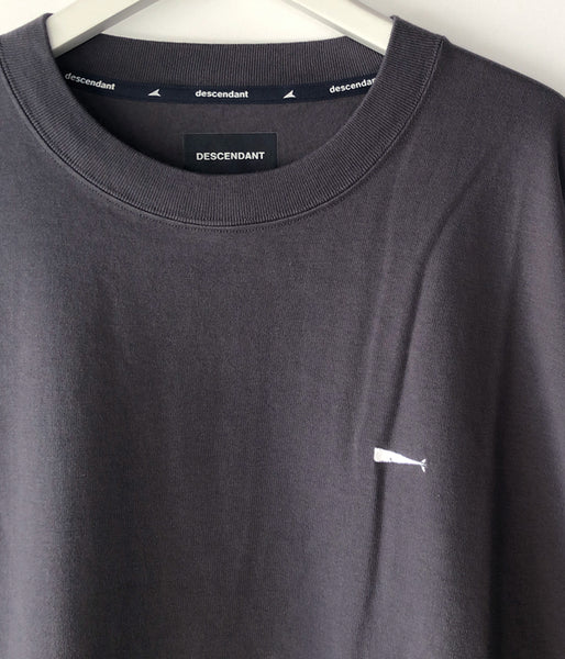 DESCENDANT/CACHALOT ORGANIC COTTON STRIP LS (CHARCOAL)