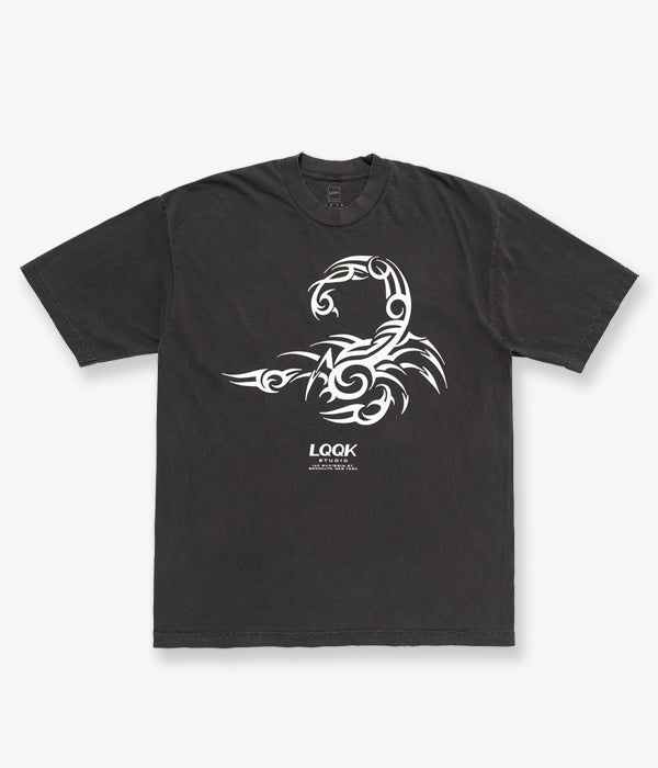 LQQK Studio/SCORPION S/S TEE (WASHED BLACK)