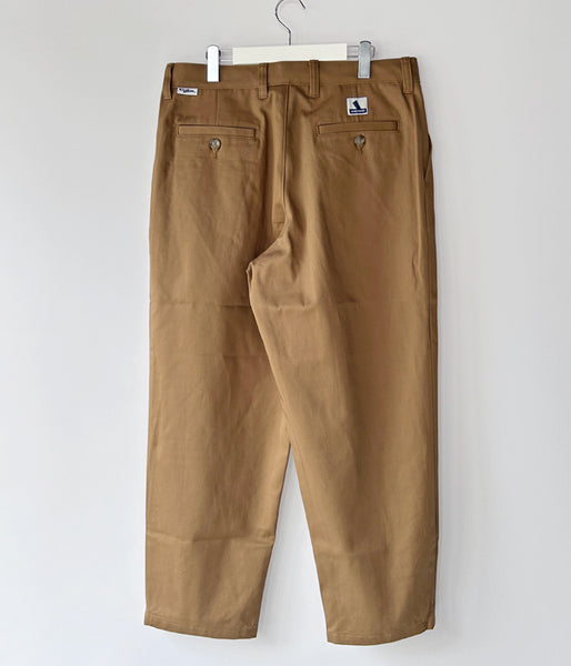 DESCENDANT/DC-3 ORGANIC COTTON TWILL TROUSERS (KhaKee)