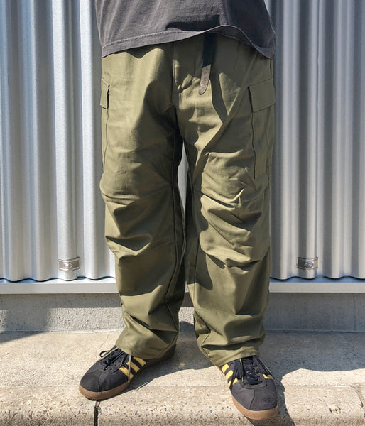 DESCENDANT/BUCKET CARGO TROUSERS (OLIVE DRAB)