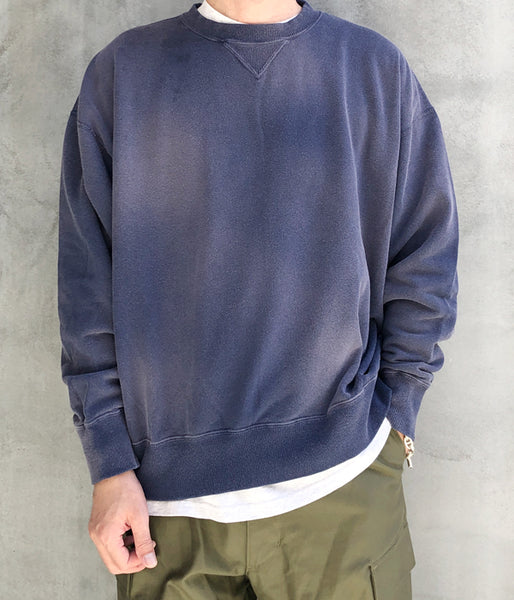 INTERIM/VINTAGE FADE BOTH V-GAZETTE SWEAT SHIRT (NASU)