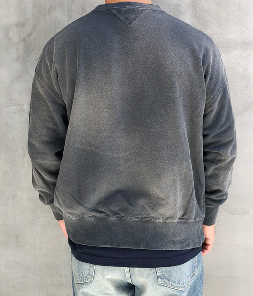 INTERIM/VINTAGE FADE BOTH V-GAZETTE SWEAT SHIRT (SUMI)