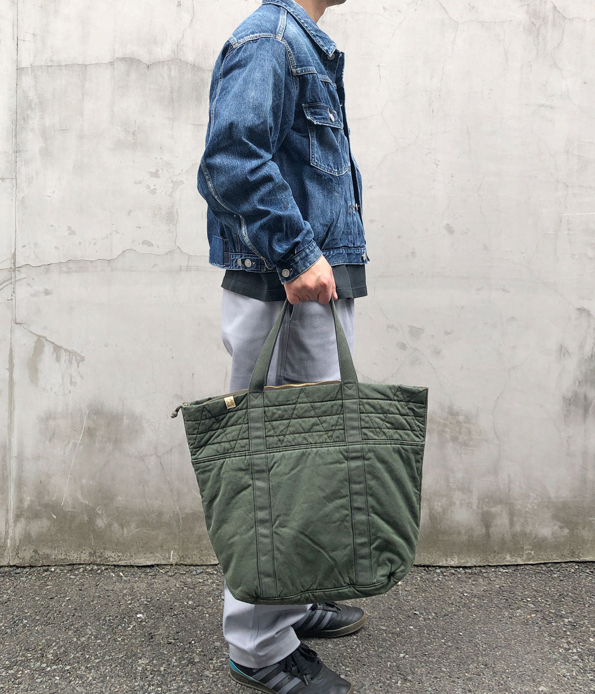 visvim/N.A.P. TOTE (M) (OLIVE)
