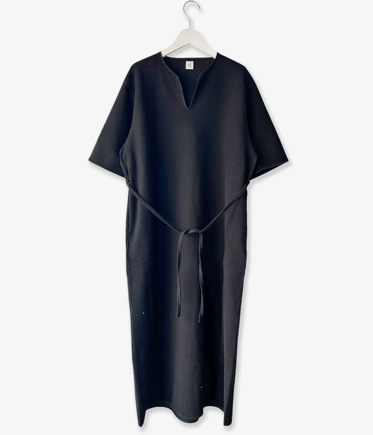 blurhms ROOTSTOCK/ROUGH&SMOOTH THERMAL OVER-NECK DRESS (BLACK)