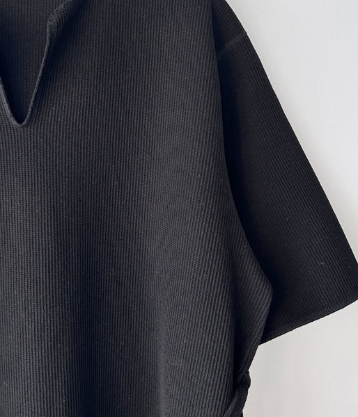blurhms ROOTSTOCK/ROUGH&SMOOTH THERMAL OVER-NECK DRESS (BLACK)