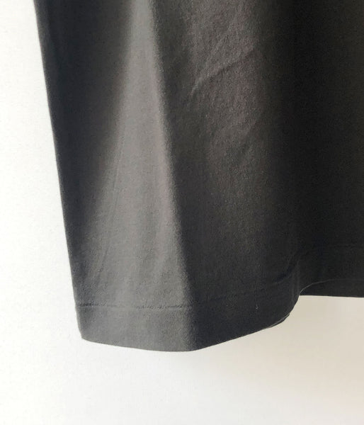 blurhms ROOTSTOCK/COAL Print Tee WIDE (BLACK)