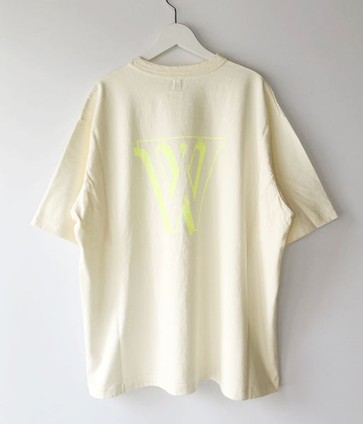 blurhms ROOTSTOCK/W-W 88/12 Print Tee WIDE (IVORYxYELLOW)