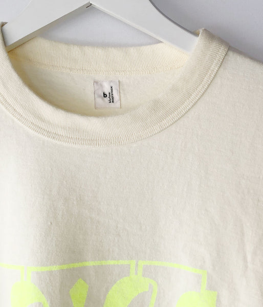 blurhms ROOTSTOCK/W-W 88/12 Print Tee WIDE (IVORYxYELLOW)
