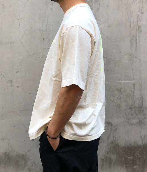 blurhms ROOTSTOCK/W-W 88/12 Print Tee WIDE (IVORYxYELLOW)