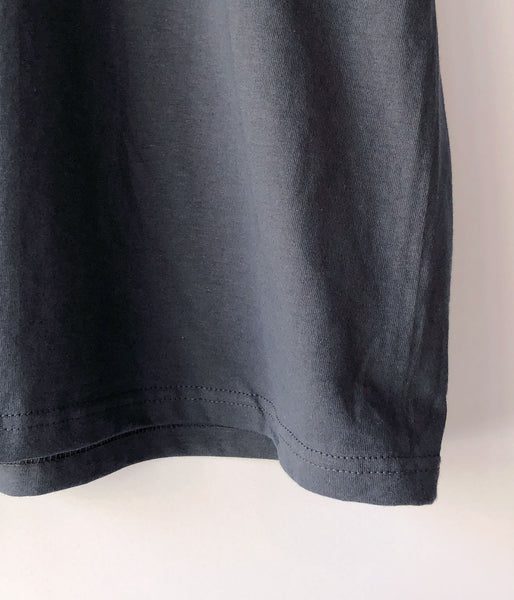 HIGH! STANDARD/STANDARD SERVICE SIGN SS TEE (CHARCOAL)