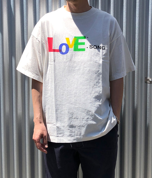 SAINT MICHAEL/SS TEE/LOVE SONG/WHITE