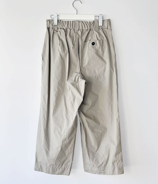 MHL./FINE COMPACT COTTON POPLIN TROUSERS (TAUPE)