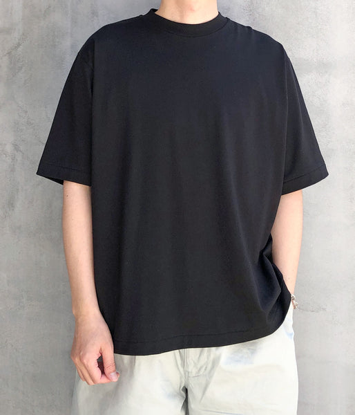 blurhms ROOTSTOCK/SILK COTTON 20/80 S/S TEE WIDE (Black)