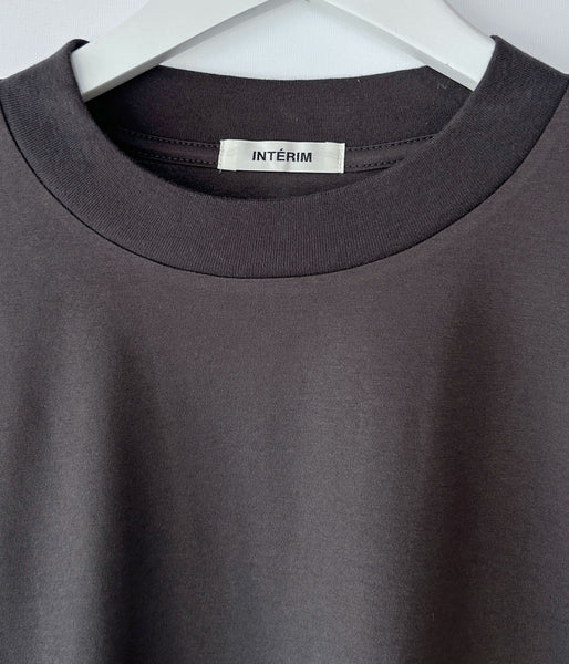 INTERIM/ HIGH GAUGE SUVIN JERSEY S/S TEE (SMOKE BLACK)