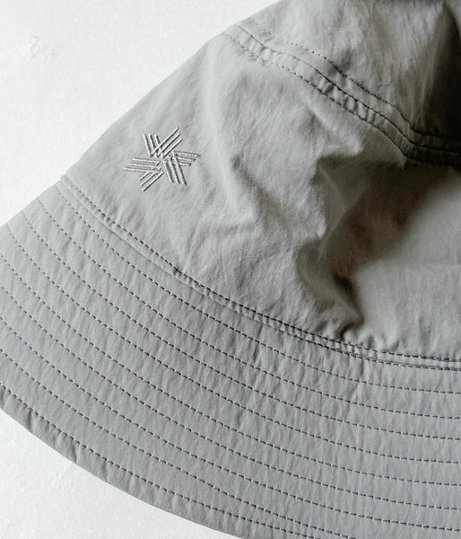Goldwin/NYLON BUCKET HAT