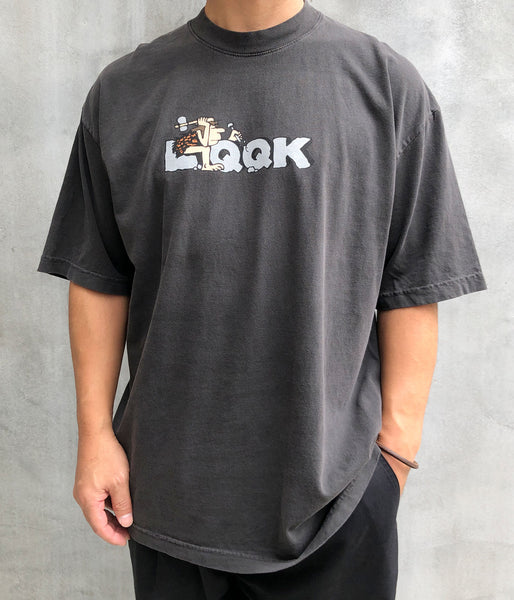 LQQK Studio/CAVEMAN TEE (BLACK)