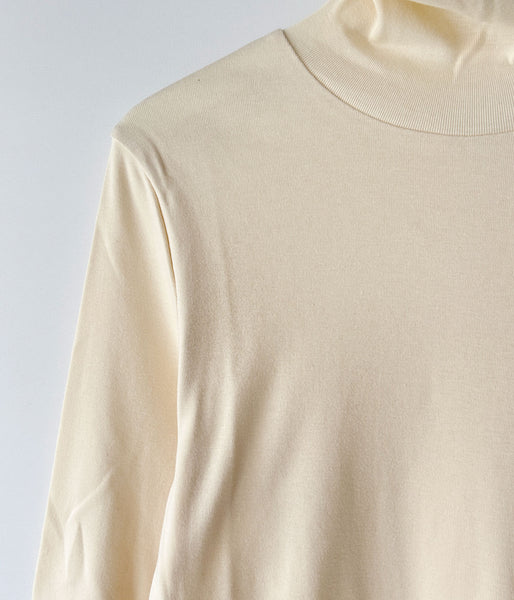 blurhms ROOTSTOCK/SILK COTTON RIB TURTLE-NECKL/S (IVORY)