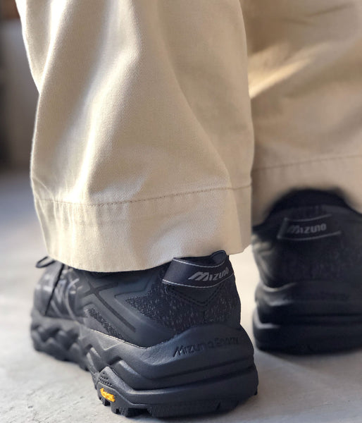 Mizuno Sportstyle/WAVE MUJIN LS GTX (BLACK)