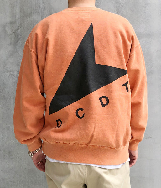 DESCENDANT/CETUS CREW NECK PIGMENT DYE (ORANGE)