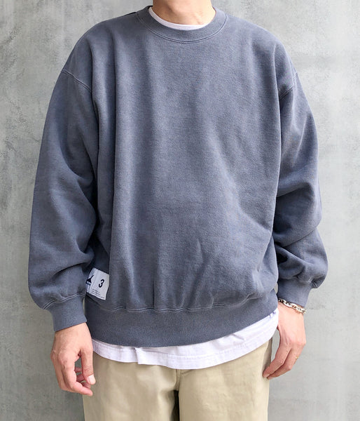DESCENDANT/CETUS CREW NECK PIGMENT DYE (NAVY)