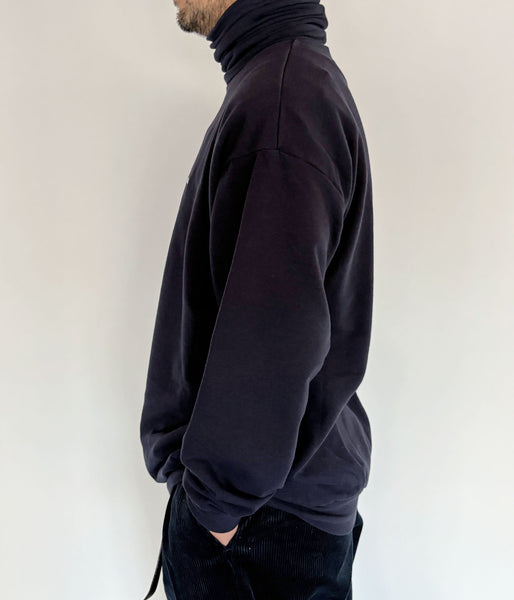 DESCENDANT/CYLINDER TURTLE NECK LS (NAVY)