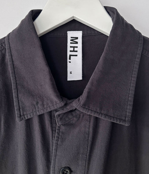 MHL./GARMENT DYE PLATED ORGANIC COTTON SHIRT (BLACK)