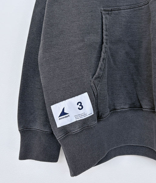 DESCENDANT/CACHALOT HOODY PIGMENT DYE (BLACK)