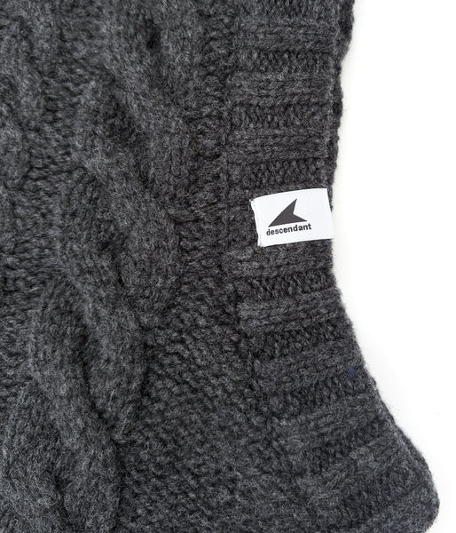 DESCENDANT/SPEAR HOOD WORMER