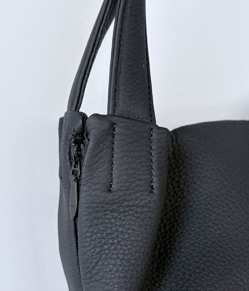 ERA./EO SHRINK RE: PIPE BAG (BLACK)