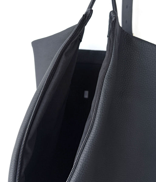 ERA./EO SHRINK RE: PIPE BAG (BLACK)