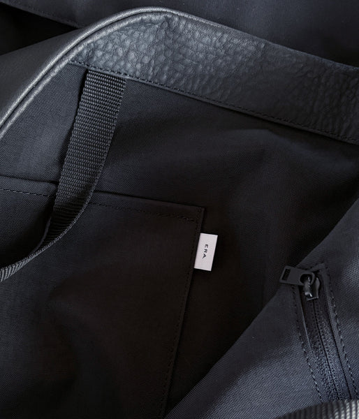 ERA./EO SHRINK RE: PIPE BAG (BLACK)