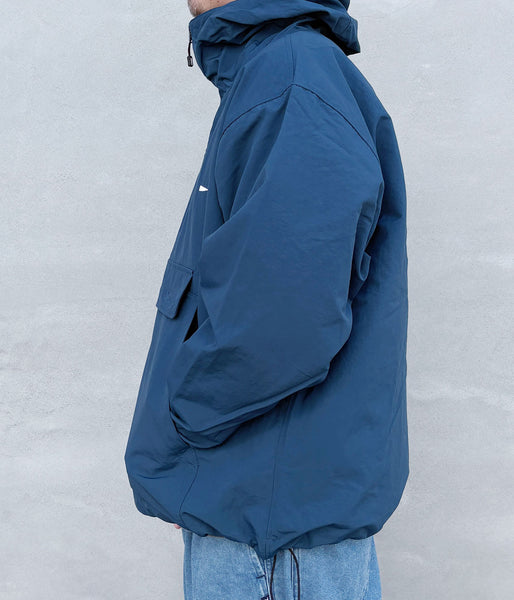 DESCENDANT/BAIT NYLON ANORAK (BLUE)