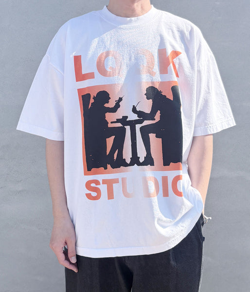 LQQK Studio/The Lads tee (WHITE)