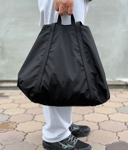 ERA./BT WRAP TOTE BAG (BLACK)