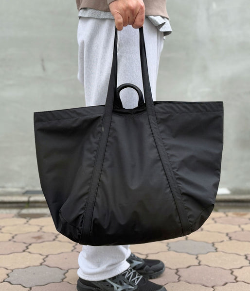 ERA./BT WRAP TOTE BAG (BLACK)