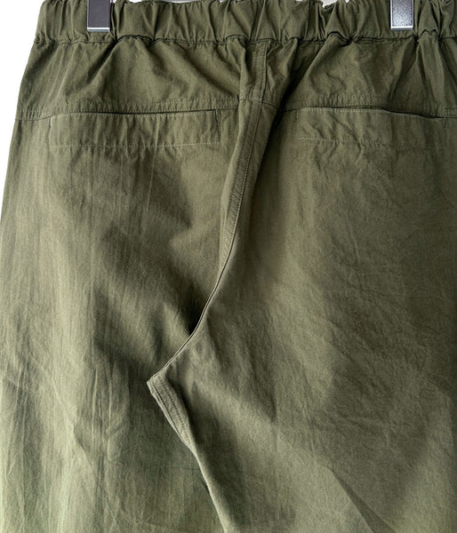 MHL./CRISP COTTON CHAMBRAY TROUSERS (OLIVE)